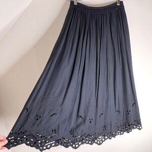 Vintage black embroidered eyelet lace maxi skirt hippie boho fairygoth farm folk